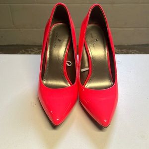 Worthington Hot Pink/Hot Coral Heels